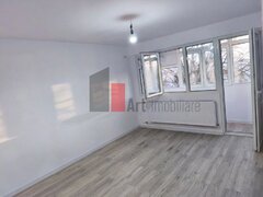 Vanzare apartament decomandat 2 camere Giurgiului - Piata Progresului